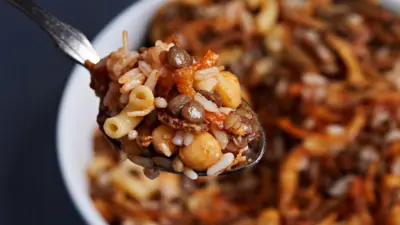 مكونات طبق الكُشري 